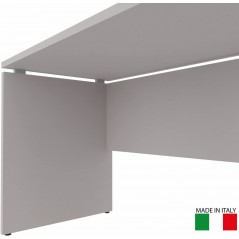 Scrivania 140 x 80 cm Grigio con piano e gambe in legno Kamos