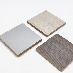 Cassettiera 42 x 56 x 60 cm Olmo Tundra in legno su ruote con 3 cassetti Kamos - pronta consegna