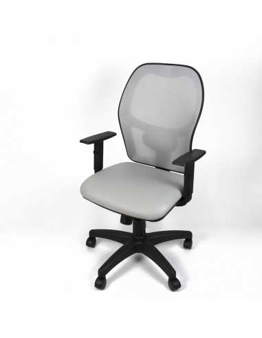 Poltrona direzionale Star schienale in rete personalizzabile struttura colore nero Certificata