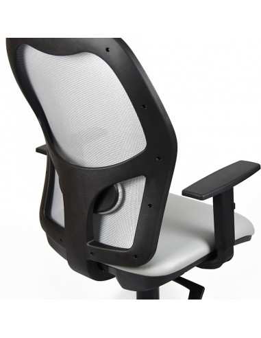 Poltrona direzionale Star schienale in rete personalizzabile struttura colore nero Certificata
