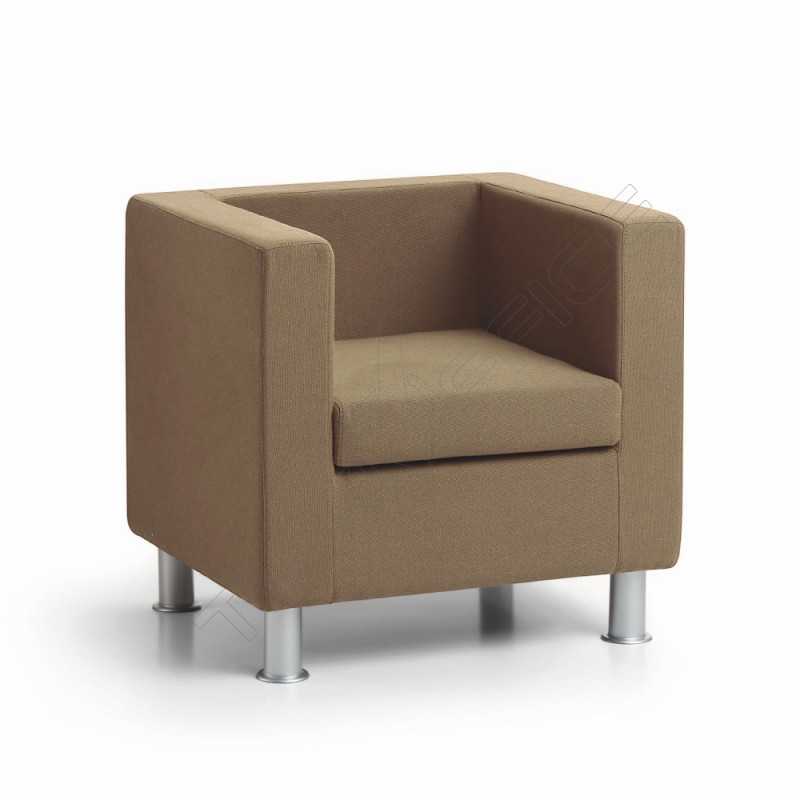 Poltrona 1 posto EASY con braccioli e piedi a cilindro