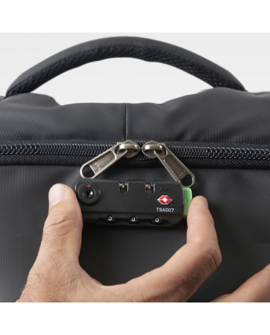 Tekniko big ROSSO - Zaino Antifurto dimensioni 34 x 46 x 16 cm Intempo idrorepellente tecnico con serratura presa usb