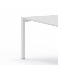 LAS - Scrivania Oxi con piano in legno e gambe in metallo a "Q" profondità 80 cm - Colore Bianco