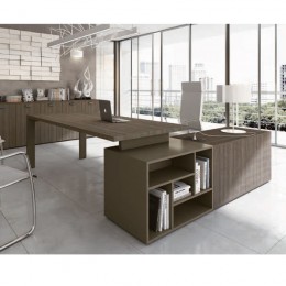 Ufficio completo composto da scrivania in legno, con 2 librerie Evo portanti, mobile di servizio e armadio basso Tower Evo